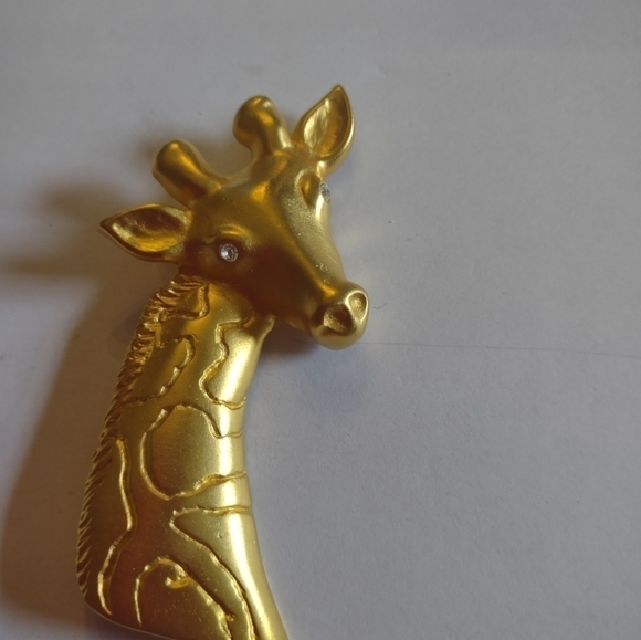 unbranded Jewelry - Vintage Women's giraffe rhinestone ESTATE brooch pin